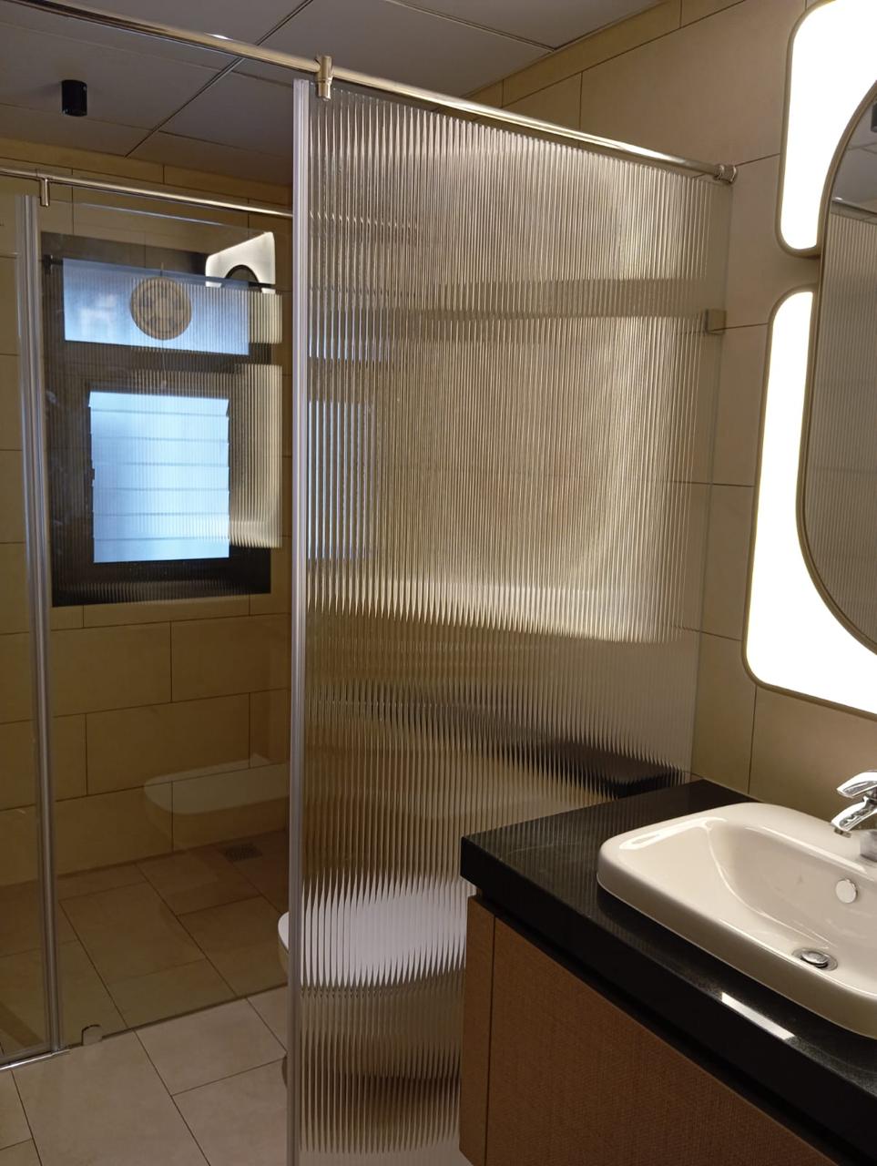 Shower Partitions & Ensuites